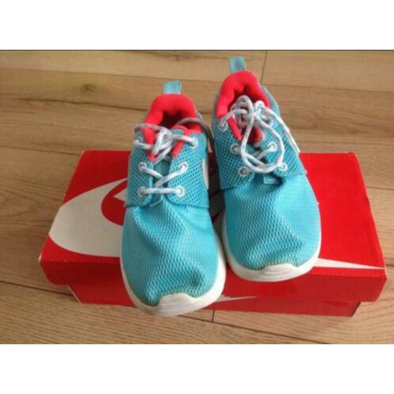 Nike Roshe run maat 27 zgan