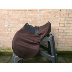 Fouganza 17,5 inch lederen zadel