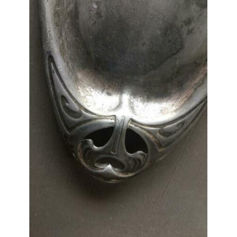 Art Nouveau Jugendstil schaal Juventa