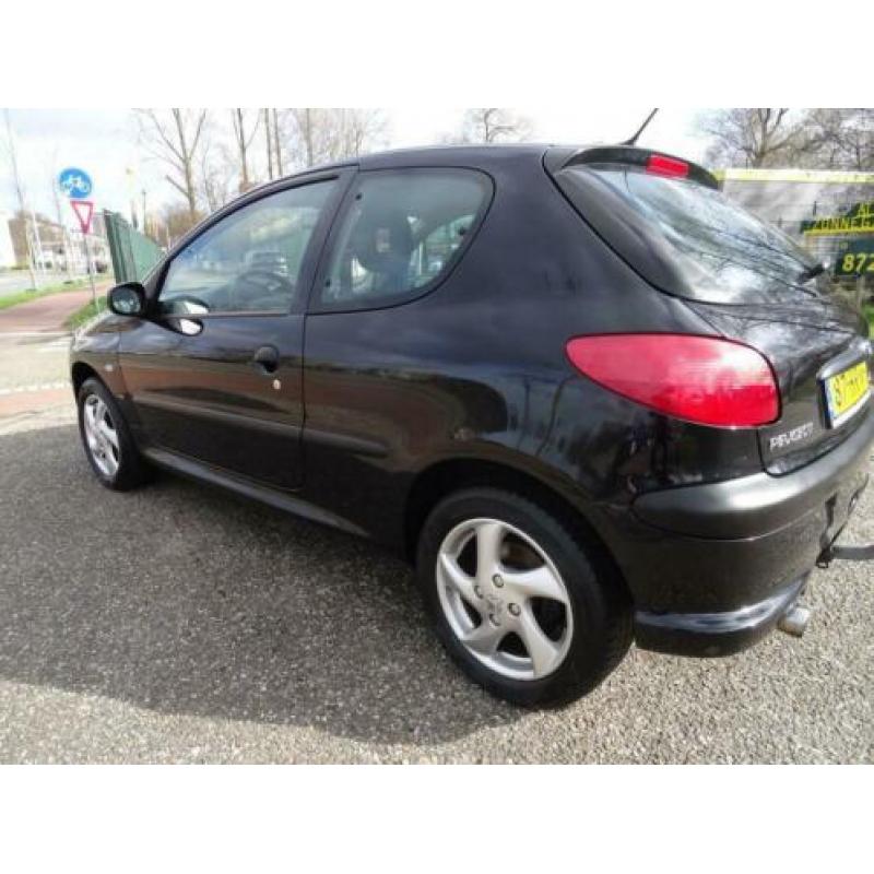 Peugeot 206 1.6-16V XS