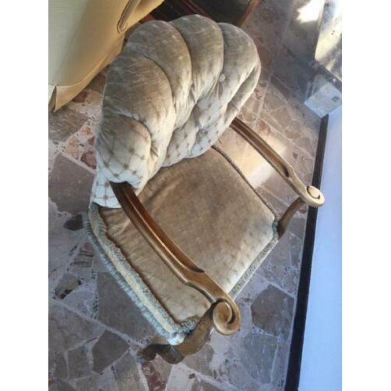 Antieke vintage stoel fauteuil