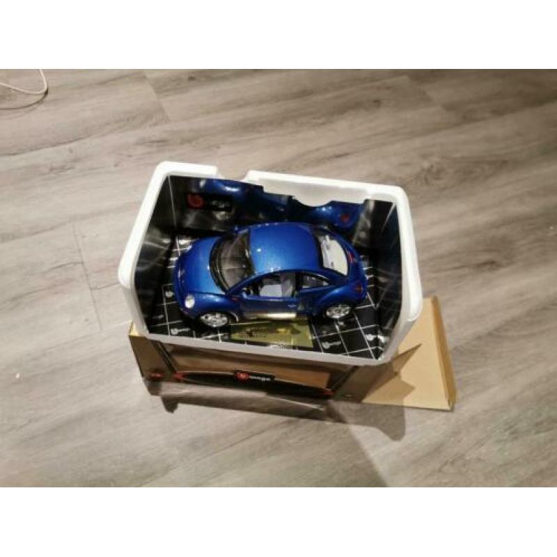modelauto 1:18 volkswagen kever beetle gold edion