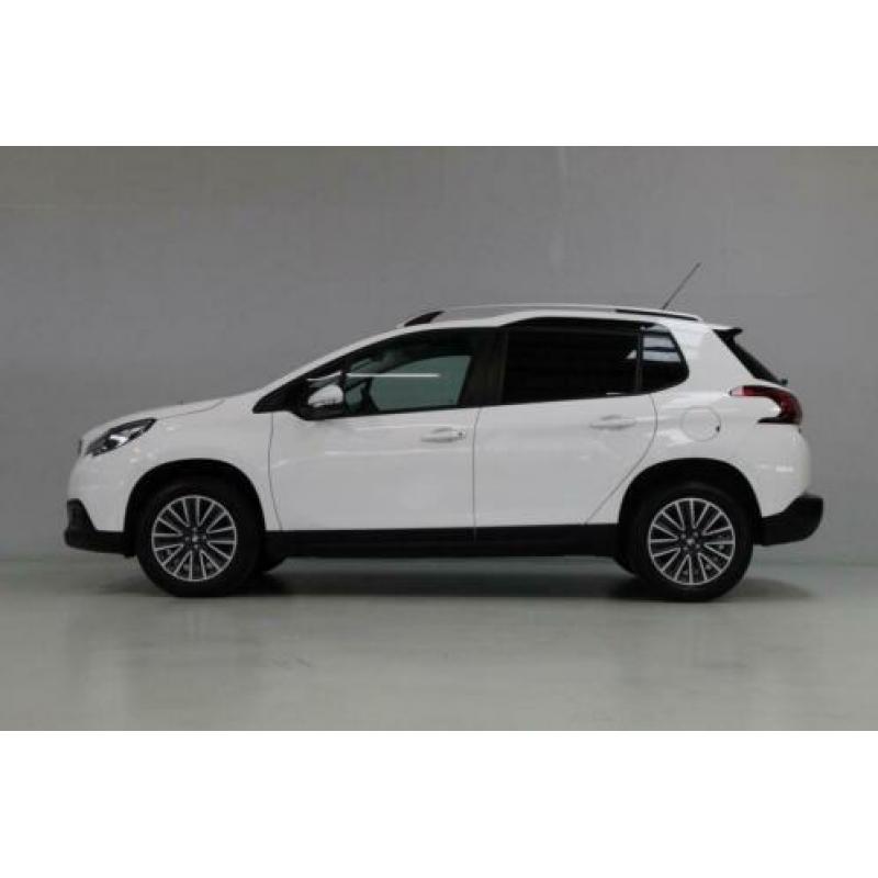 Peugeot 2008 1.2 PureTech Active Navigatie touchscreen/bluet