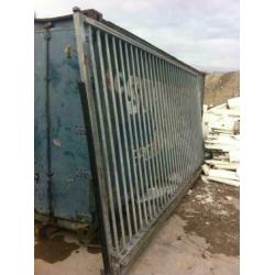 Grote verzinkte rol poort 502 lang x 245 hoog
