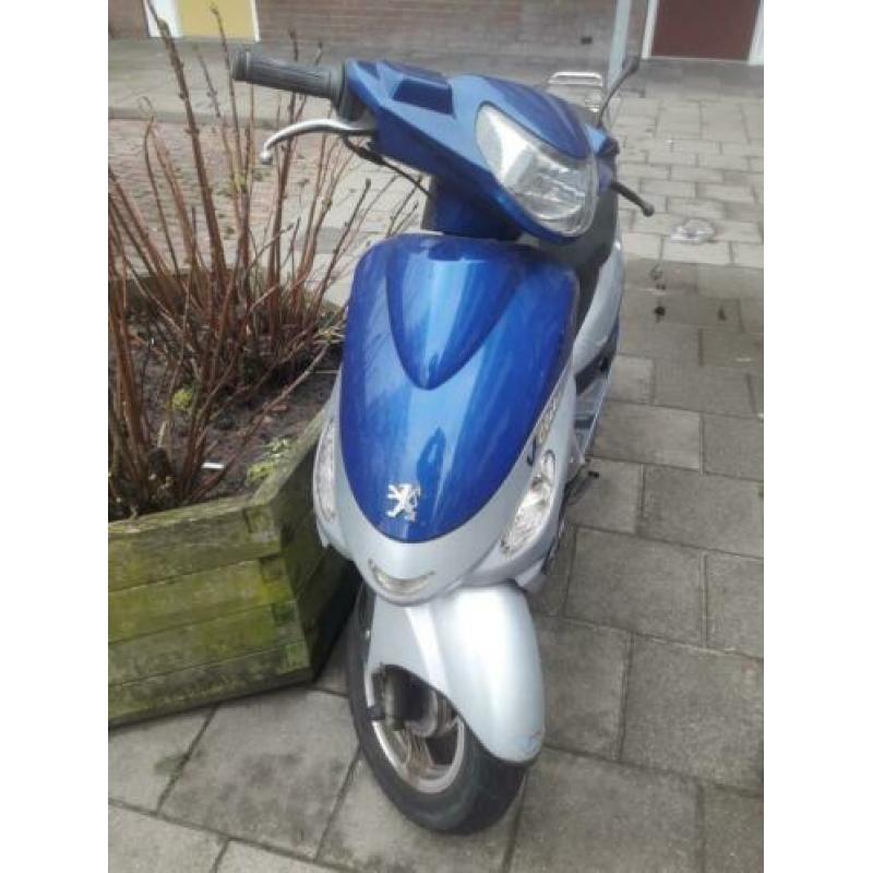 Peugeot v-clic bromscooter start niet!