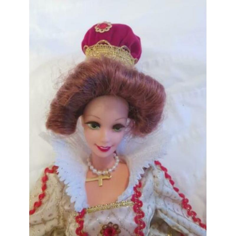 barbie Elizabethan Queen ?? mattel limited edition