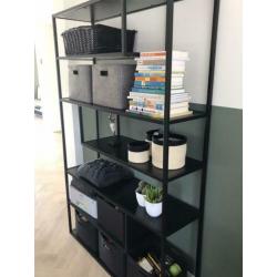 Wandkast Woood zwart strak design