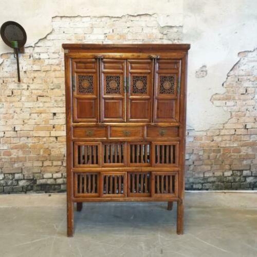 Chinese kast 140 jr oud i.z.g.s ( bezorgen mogelijk )