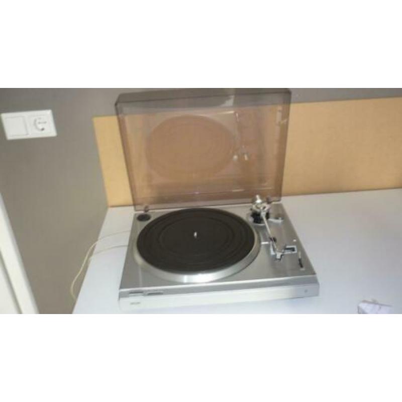Philips platenspeler F7124