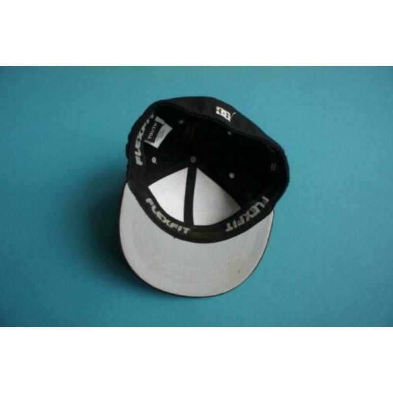 1-8215 FlexFit cap, DC, mt. 86/92/98