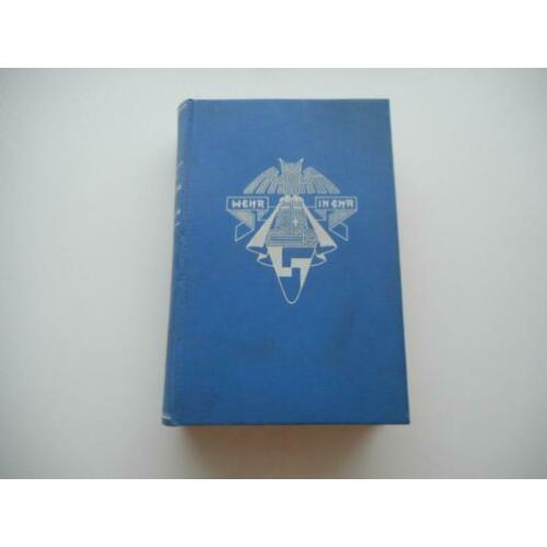 Zeldzaam boek over Ernst Röhm