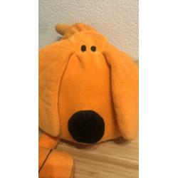 Grote bang on the door knuffelhond. Nieuw
