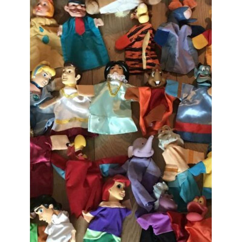 Mooie collectie van 42 stuks poppenkastpoppen