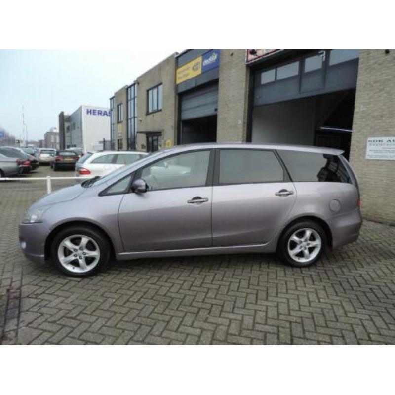 Mitsubishi Grandis 2.4-16V Intense 7 pers. eerste eigenaar,A