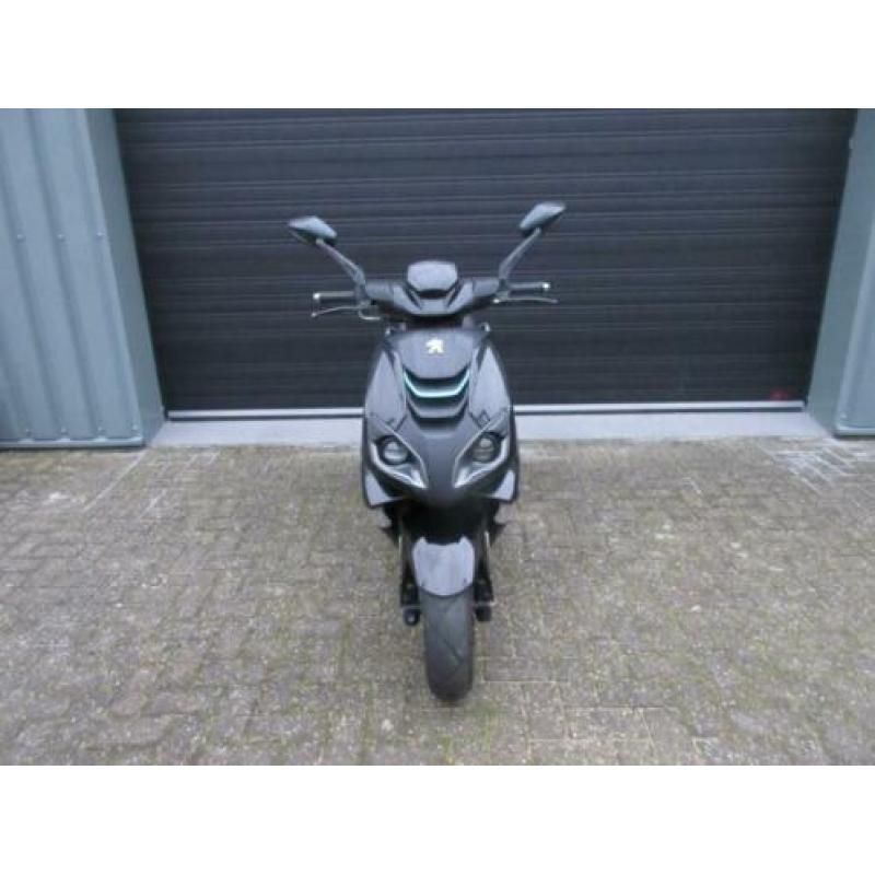 Peugeot speedfight 4 snor 4t bj2016 krasschade 1200km