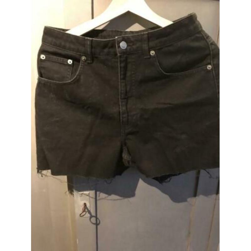 Cheap monday short jeans zwart maat 30