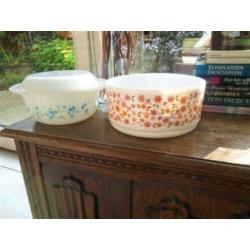 Vintage servies, schaal Scania en Veronica Arcopal
