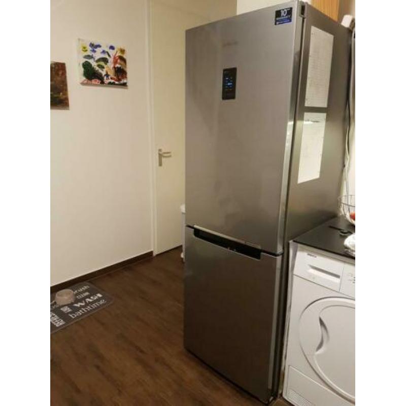 Goede Samsung koelkast met vriezer te koop A++