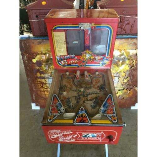 Antieke kermis flipperkast