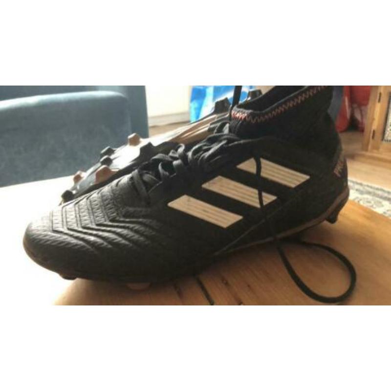 ??Adidas?? voetbalschoenen Predator maat 41 1/3