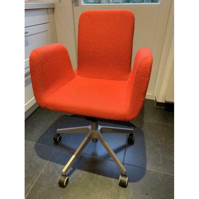 Nette bureaustoel, kleur rood