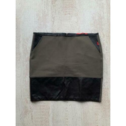 Gave rok van 10 Feet maat L
