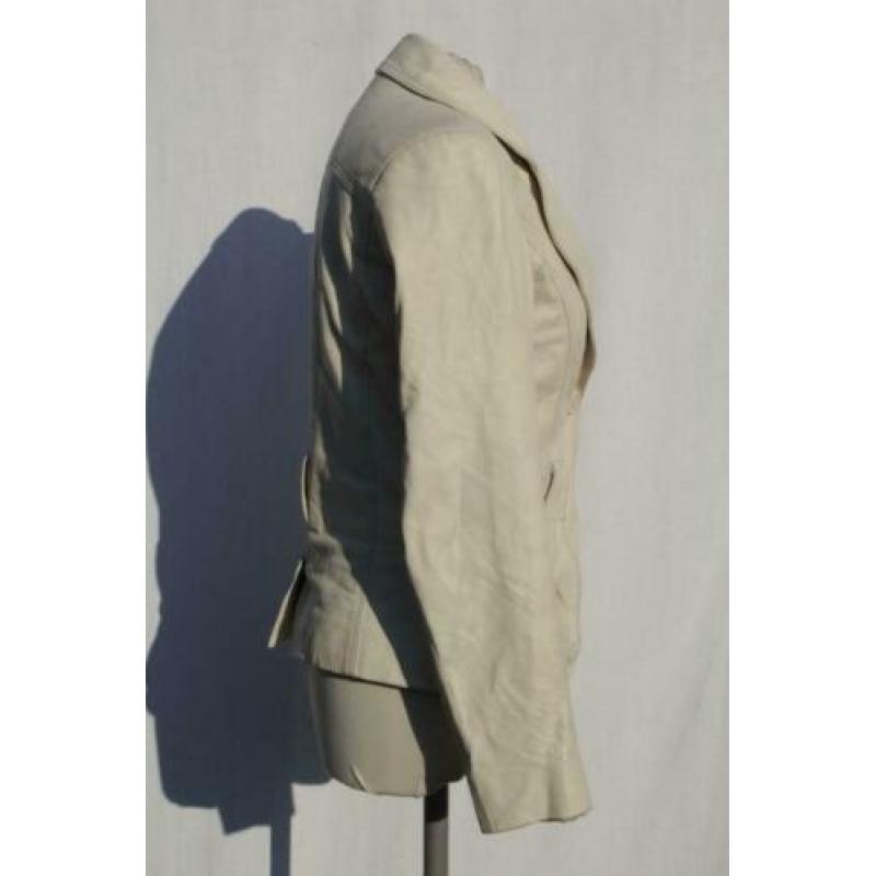 Stoere cremekleurige leren damesjasje.Mt XS.Max 'n Djune