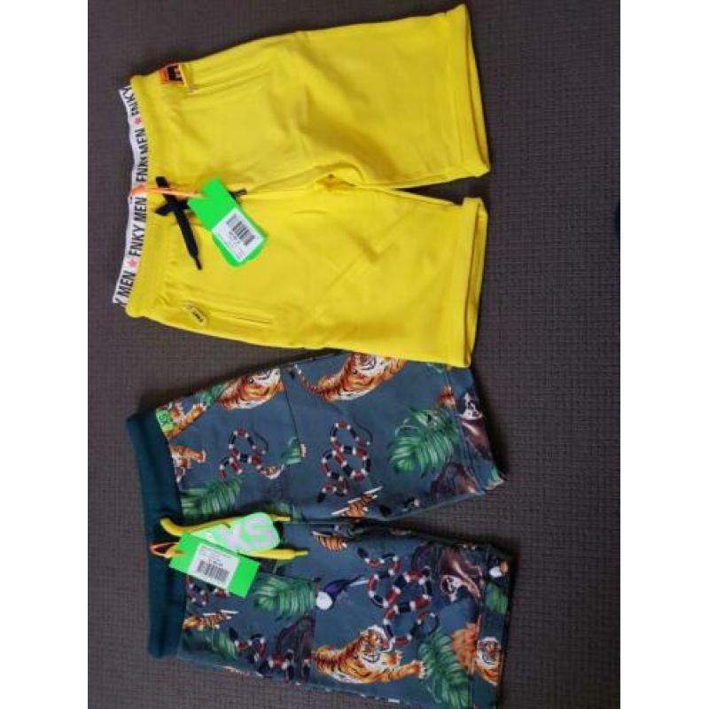 Nieuwe Funky XS short korte broek maat 134-140