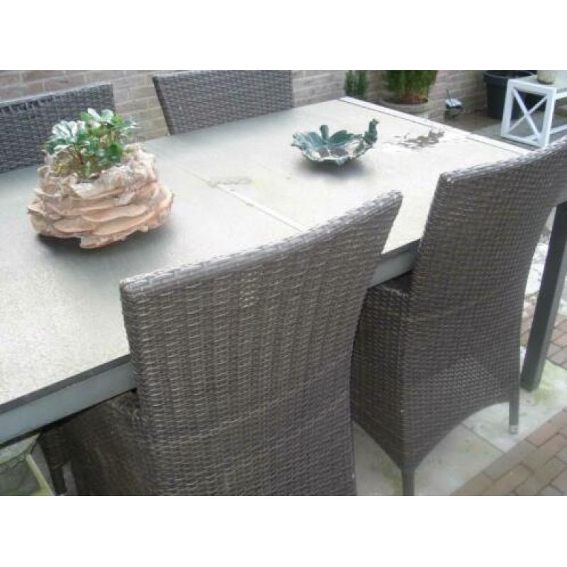 Te koop tuinset met 4 stoelen