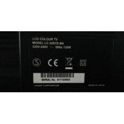 TV. Sharp. LC-3257E-BK. In uitstekende staat.