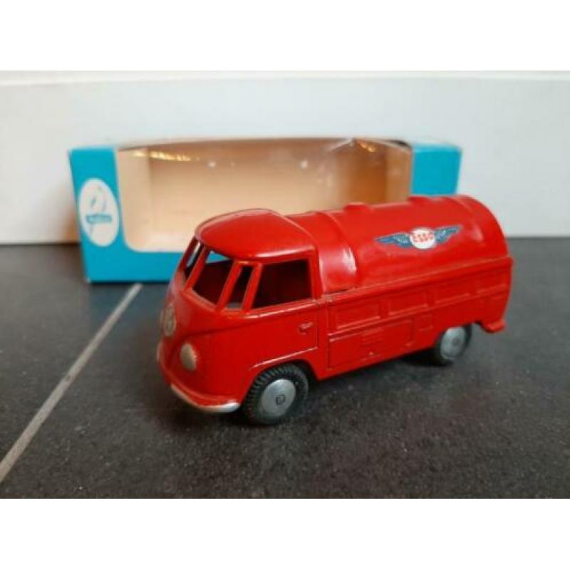 Budgie toys volkswagen T1 pick up esso