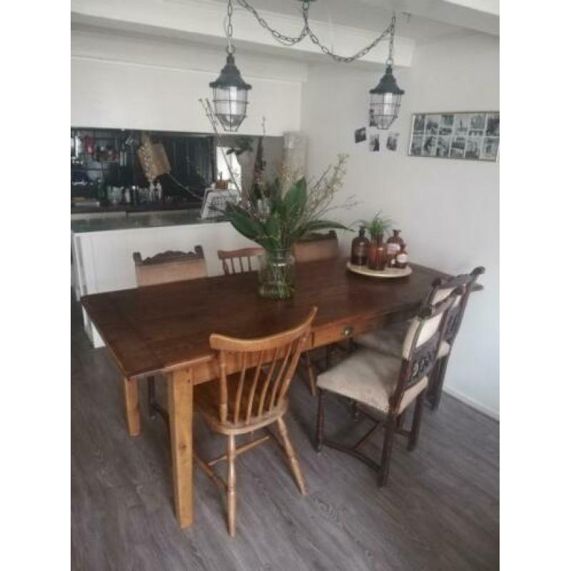 6 persoons eikenhouten tafel
