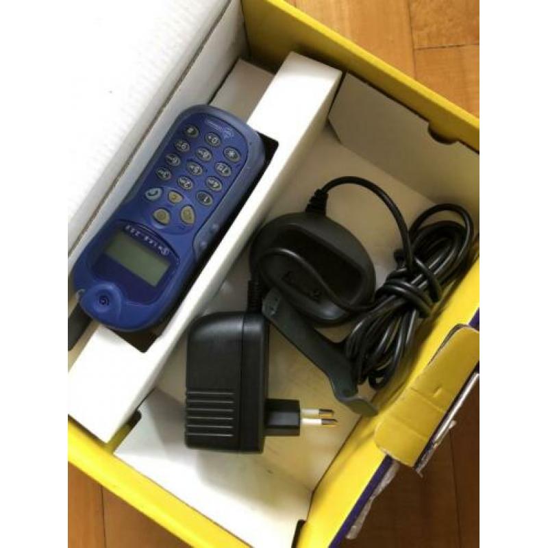 Pocketline swing 200 mobiele telefoon kpn telecom vintage