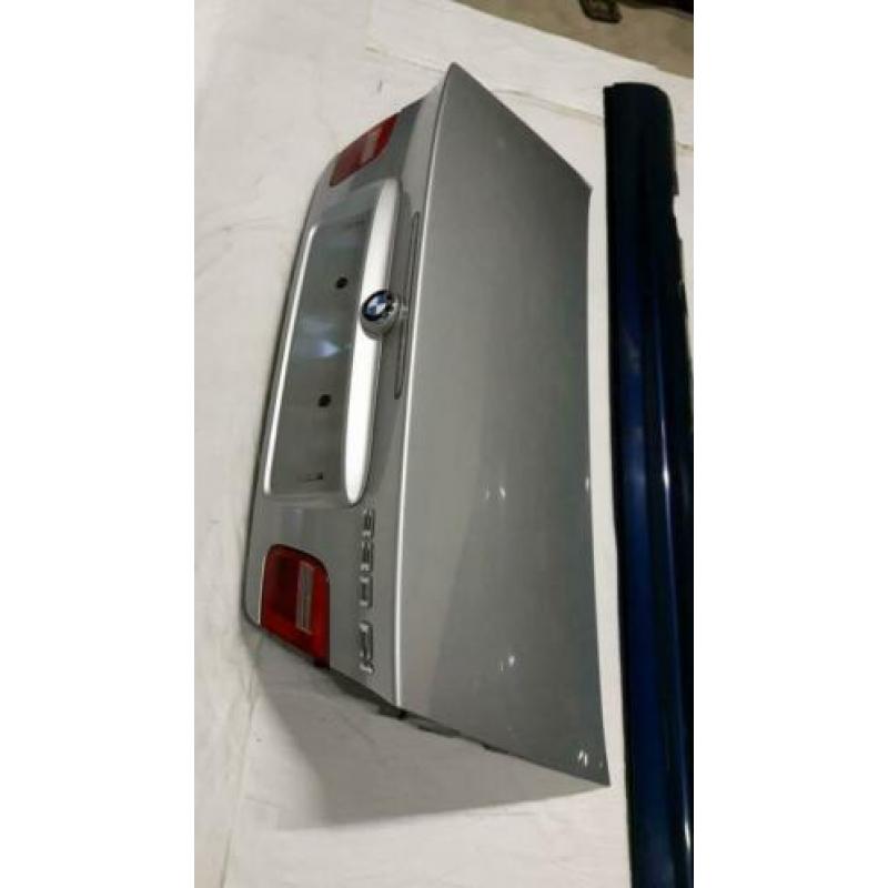 BMW e46 diverse delen trekhaak klep kap spiegels schermen