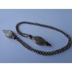 Zeeuwse ketting met breidoppen/zilver