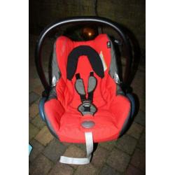 Maxi cosi is makkelijk mee te nemen of voor tweede auto enz
