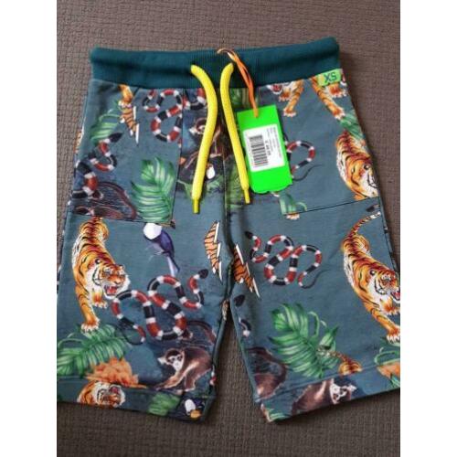 Nieuwe Funky XS short korte broek maat 134-140