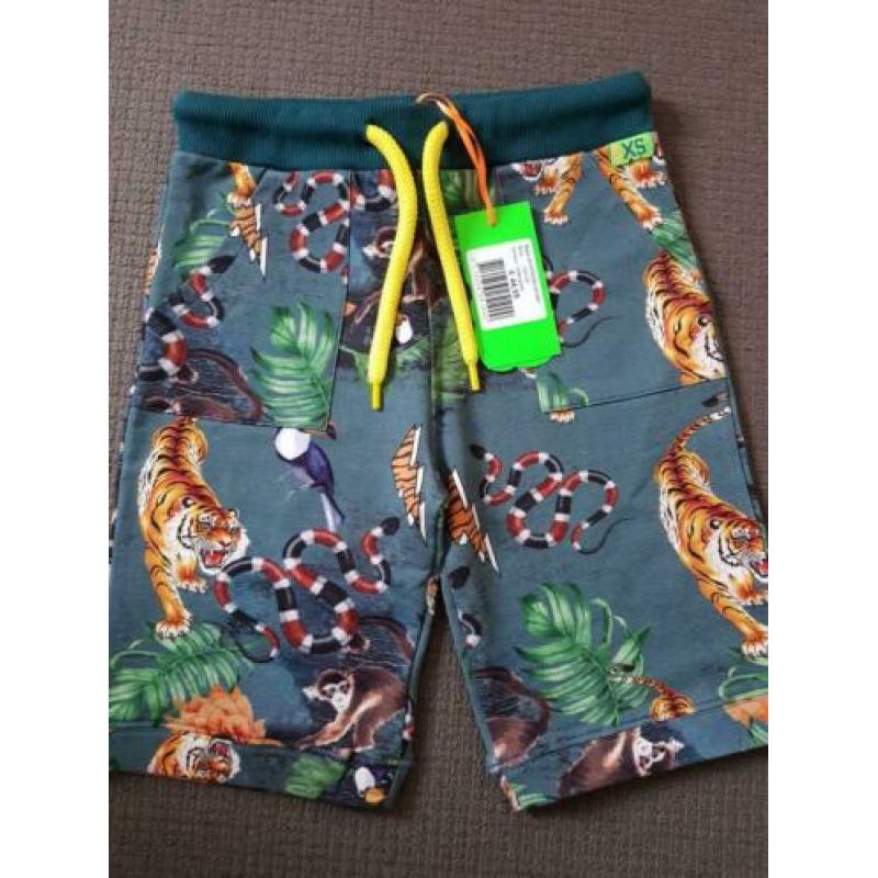 Nieuwe Funky XS short korte broek maat 134-140