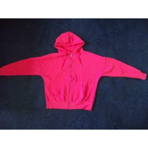 Te koop nieuw cerise / rood sweater vest + capuchon: 40 / M