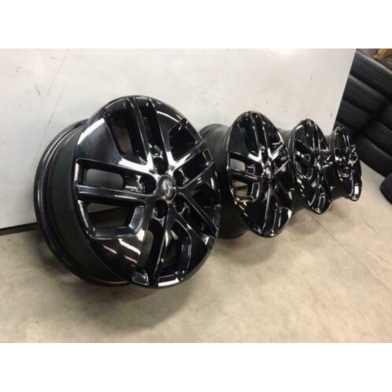Renault Trafic / Vivaro Originele 17” Inventive Velgen