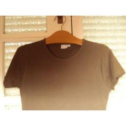 Basic bruin katoenen shirt HFG maat M prima staat