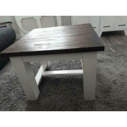 Gave landelijke salontafel / bijzettafel hout donker blad
