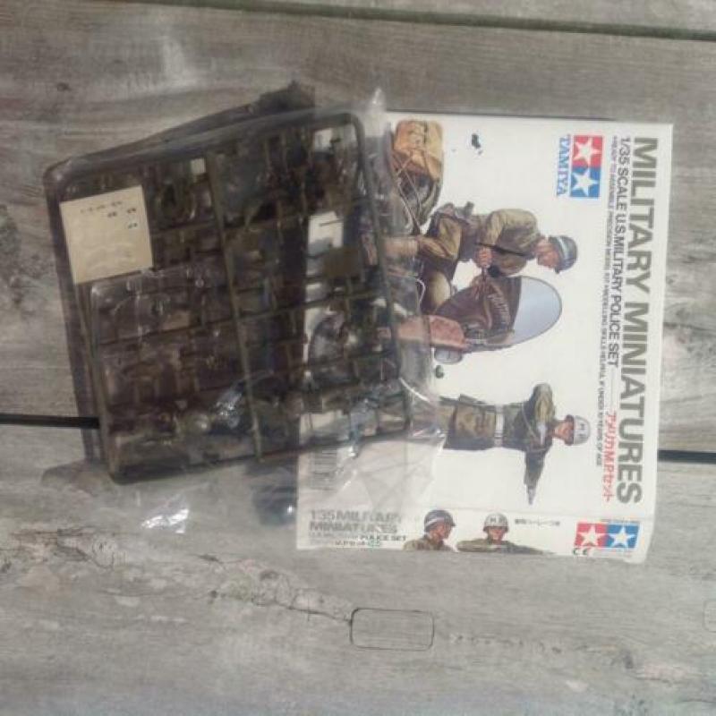 Harley WLA US military Police set Tamiya 1/35