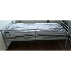 Zilverkleurig 1 persoonsbed+matras+lat.bodem Ikea unisex