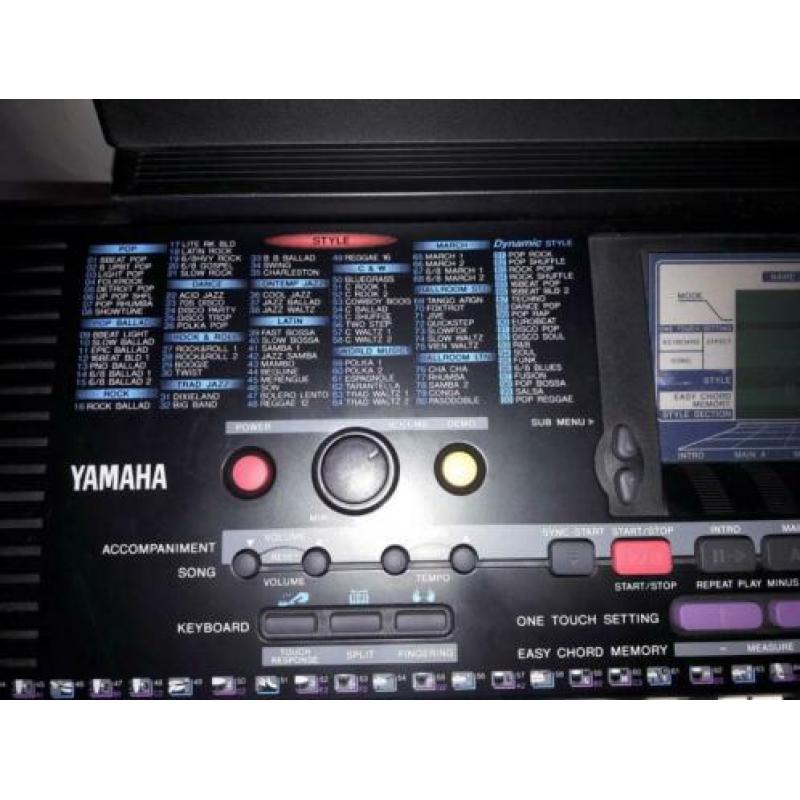 Yamaha PSR 220 keyboard