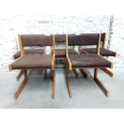 5 vintage design stoelen, op te knappen.