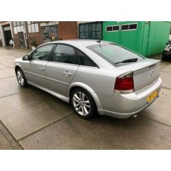 Opel Vectra GTS 2.2-16V Executive
