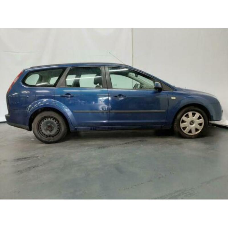 Ford Focus Wagon 1.6-16V Trend Airco Trekhaak