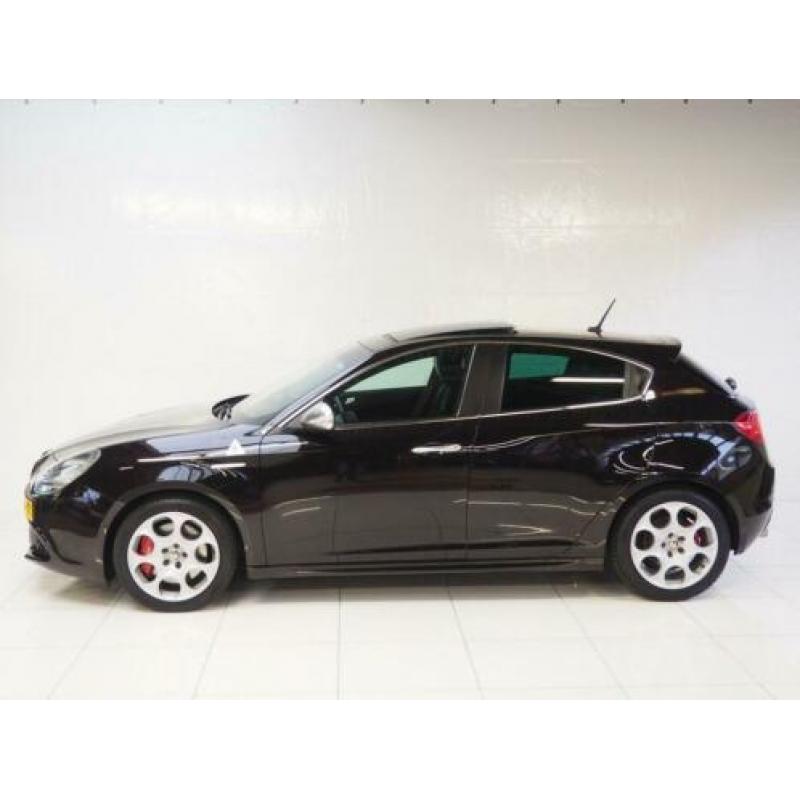 Alfa Romeo Giulietta 1.7 TBi Quadrifoglio Verde | Panoramada