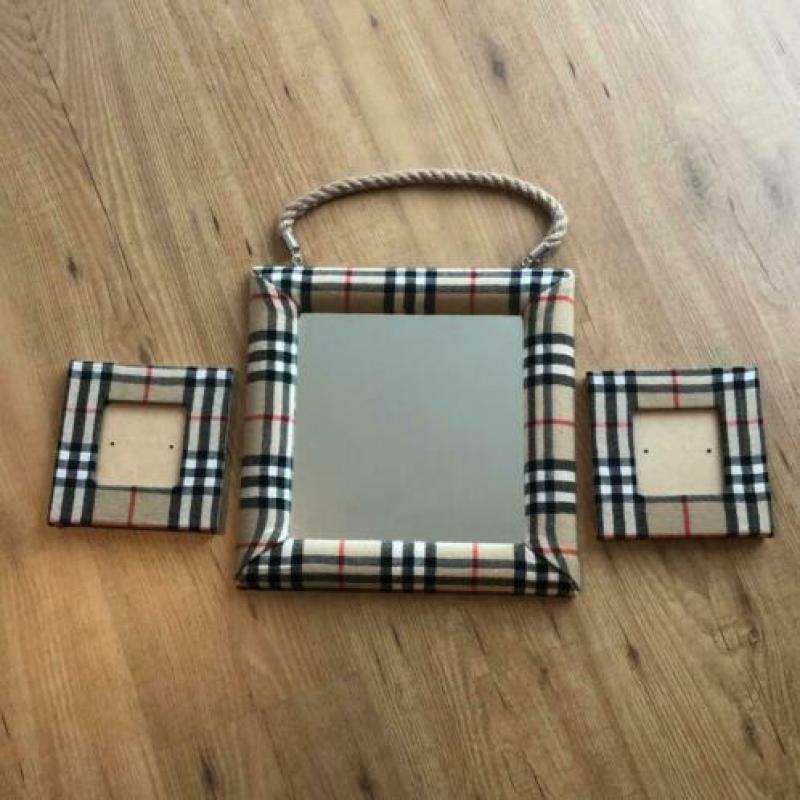 burberry lijstjes en spiegel met originele burberry stof